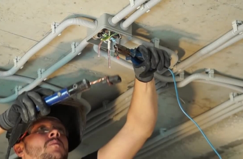 Замена и ремонт электрических проводов