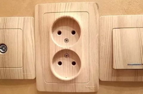 Установка, ремонт розеток, электрик СПБ