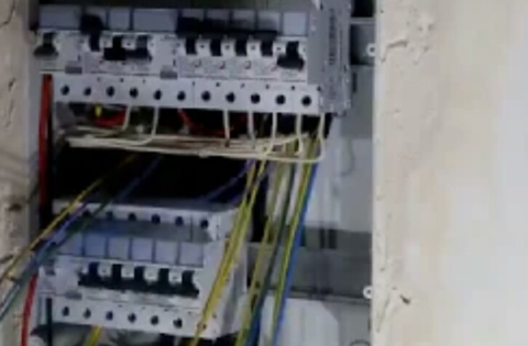 Установка энергосберегающих ламп, люстр! бра